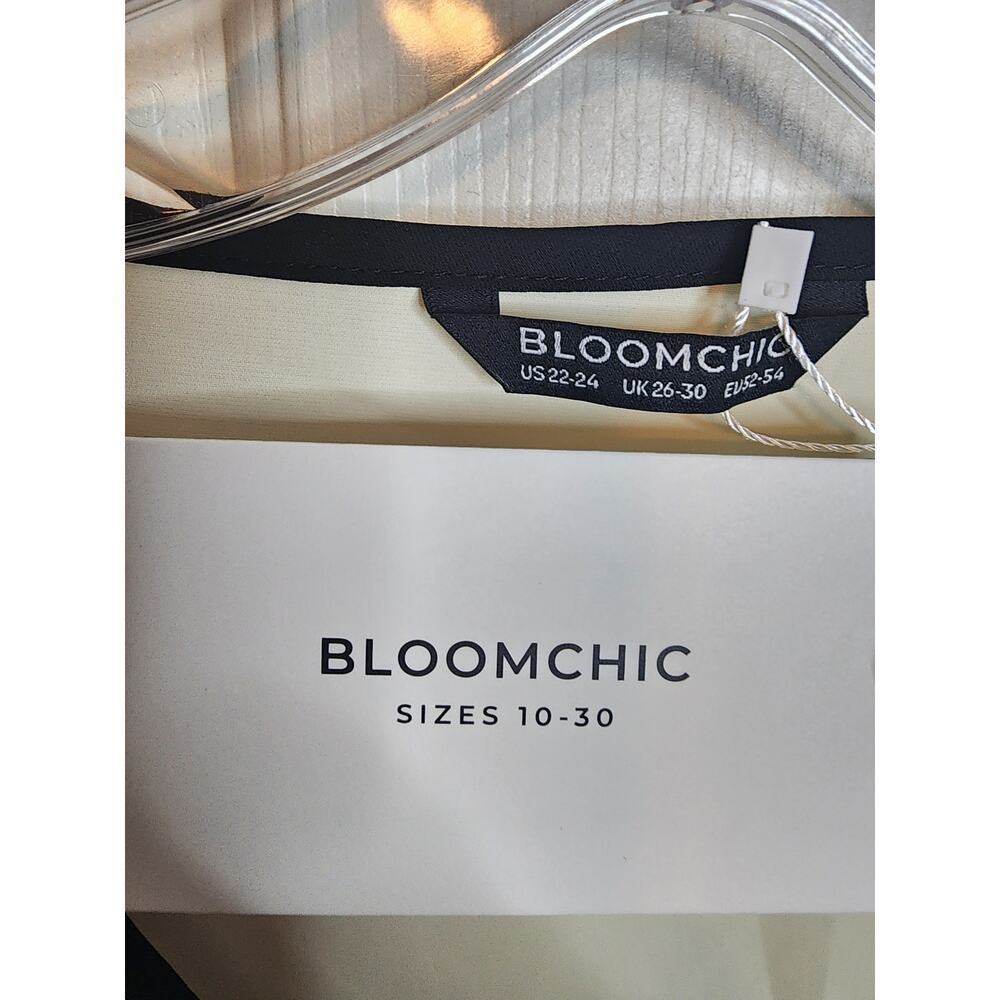 BloomChic Contrast Patchwork V Neck Ruffle Sleeve… - image 5